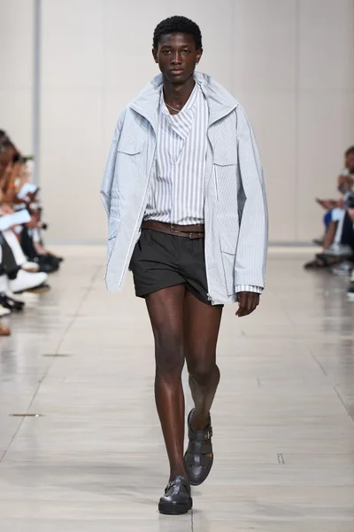 Look 6